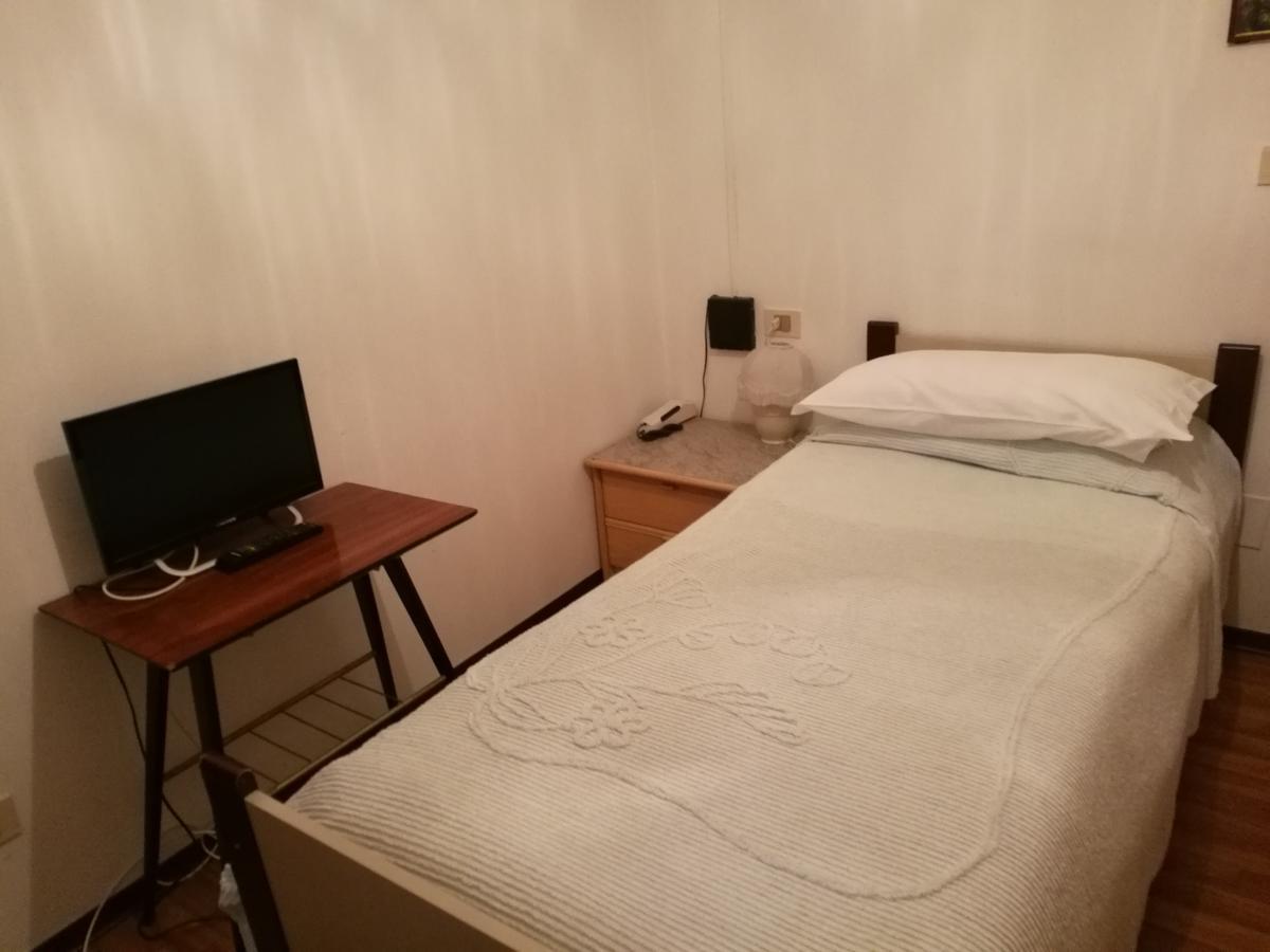 Albergo Roncone Bagian luar foto