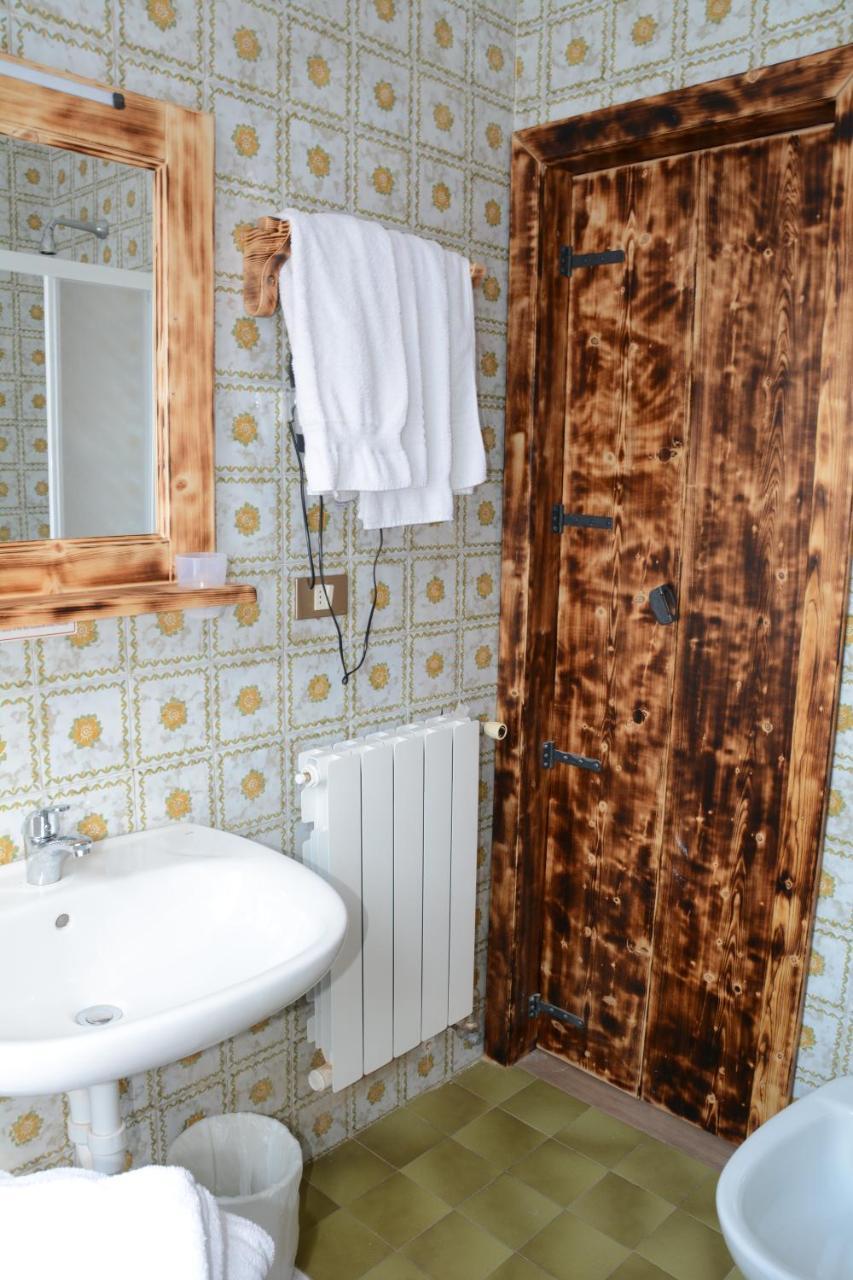 Albergo Roncone Bagian luar foto
